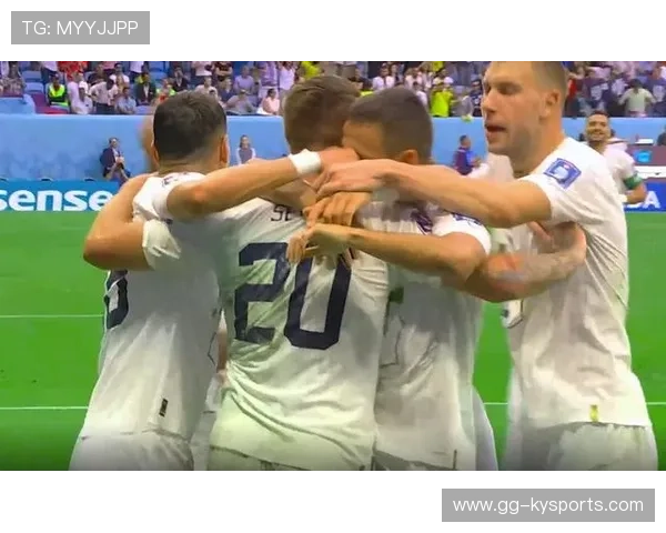 塞尔维亚女足门将连续扑出射门，力保大局！，塞尔维亚 男足